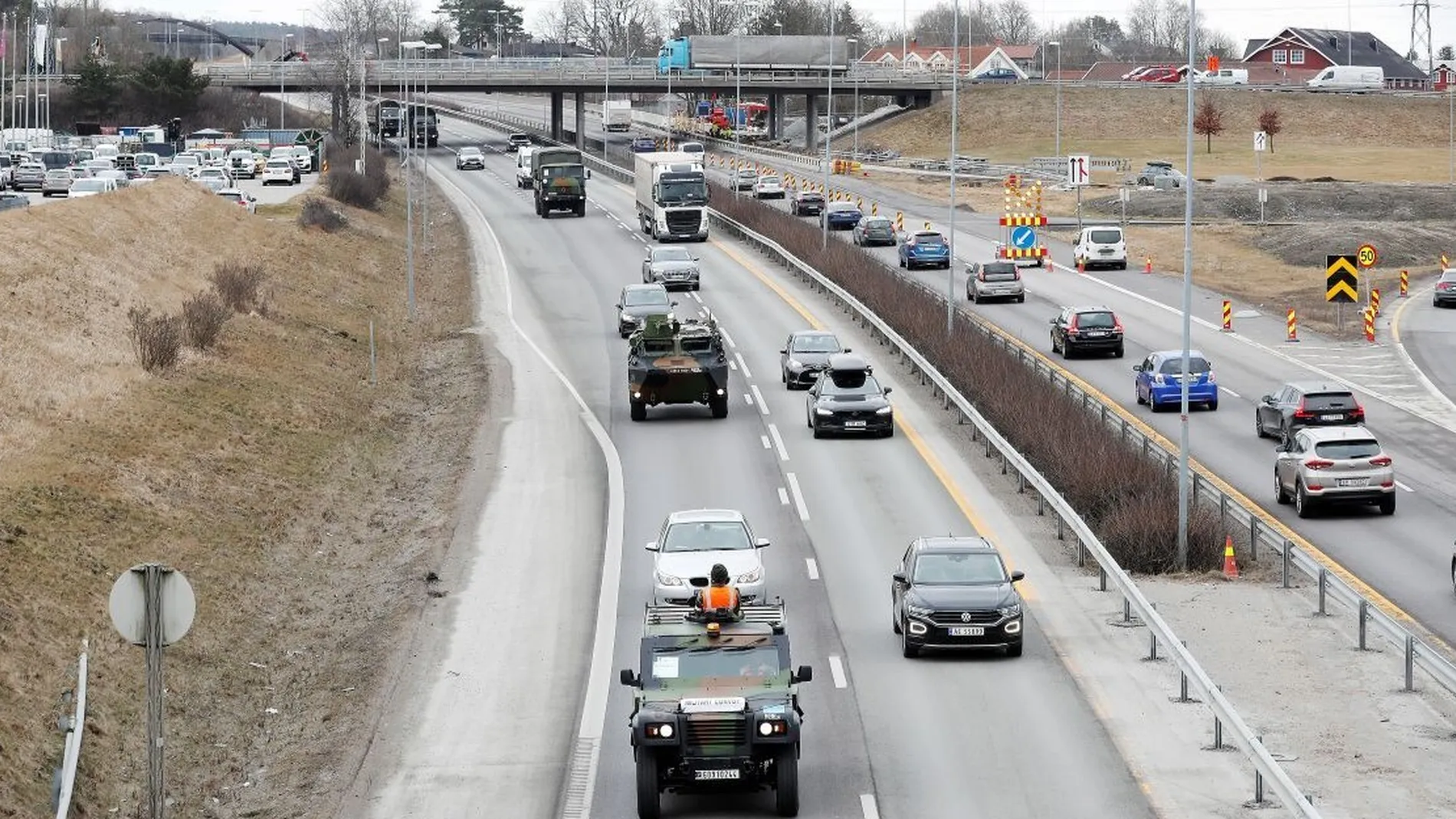 Kjoretoy trafikk foto Torbjorn Kjosvold Forsvaret