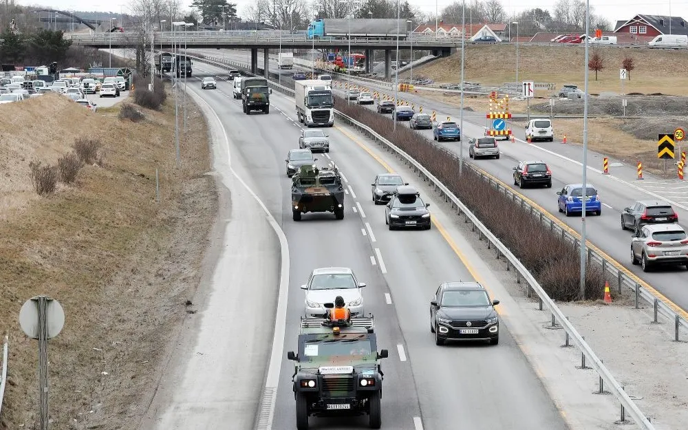 Kjoretoy trafikk foto Torbjorn Kjosvold Forsvaret