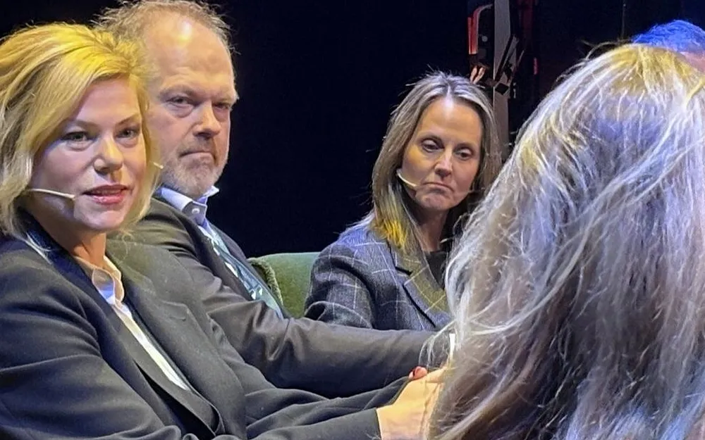 Jette F Christensen naermest haramskonferansen foto M Arius