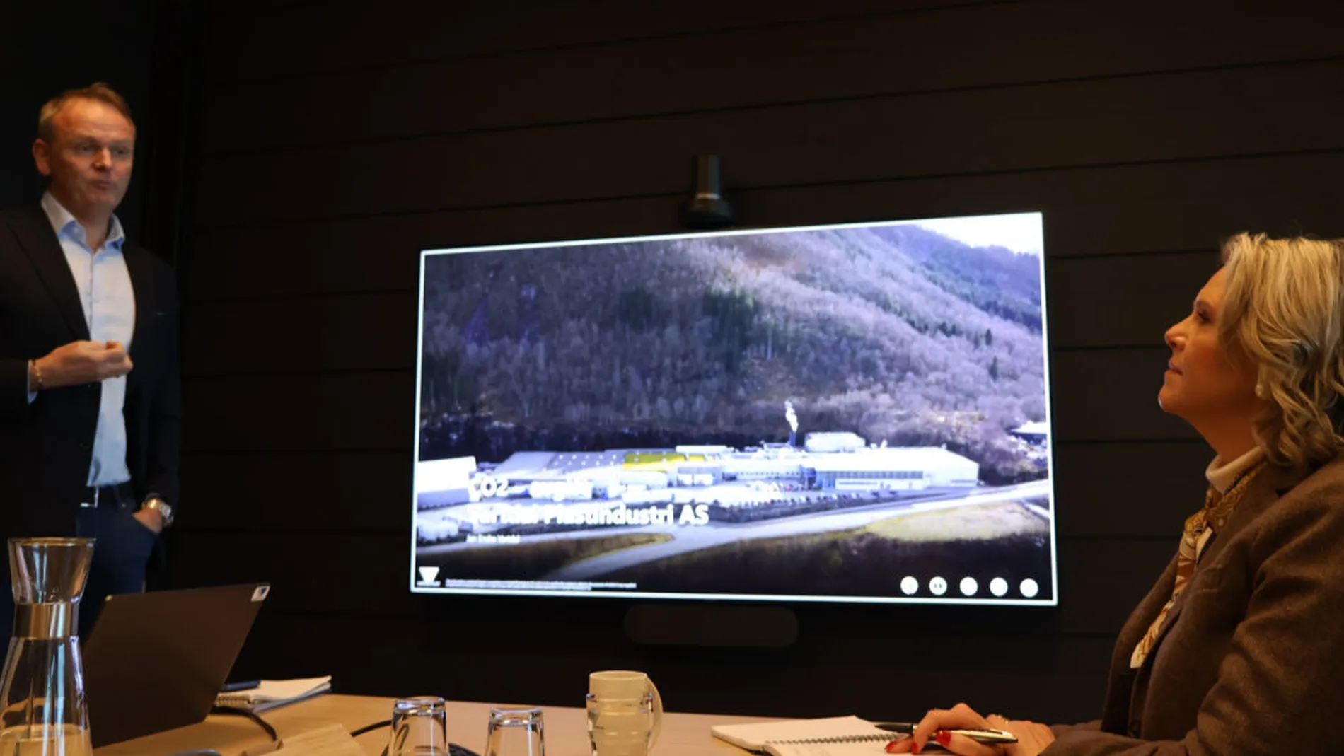 Jan Endre Vartdal og Sylvi Listhaug Vartdal Plast februar 2025 foto Ogne