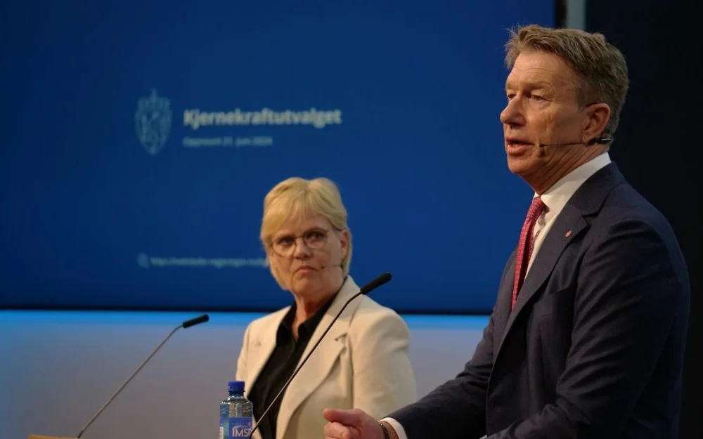 Kristin Halvorsen Terje Aasland foto Energidepartementet pa Flickr