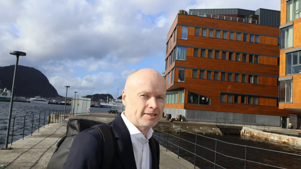 Ole Christian Fiskaa havnegodt ved Waterfront foto Ogne