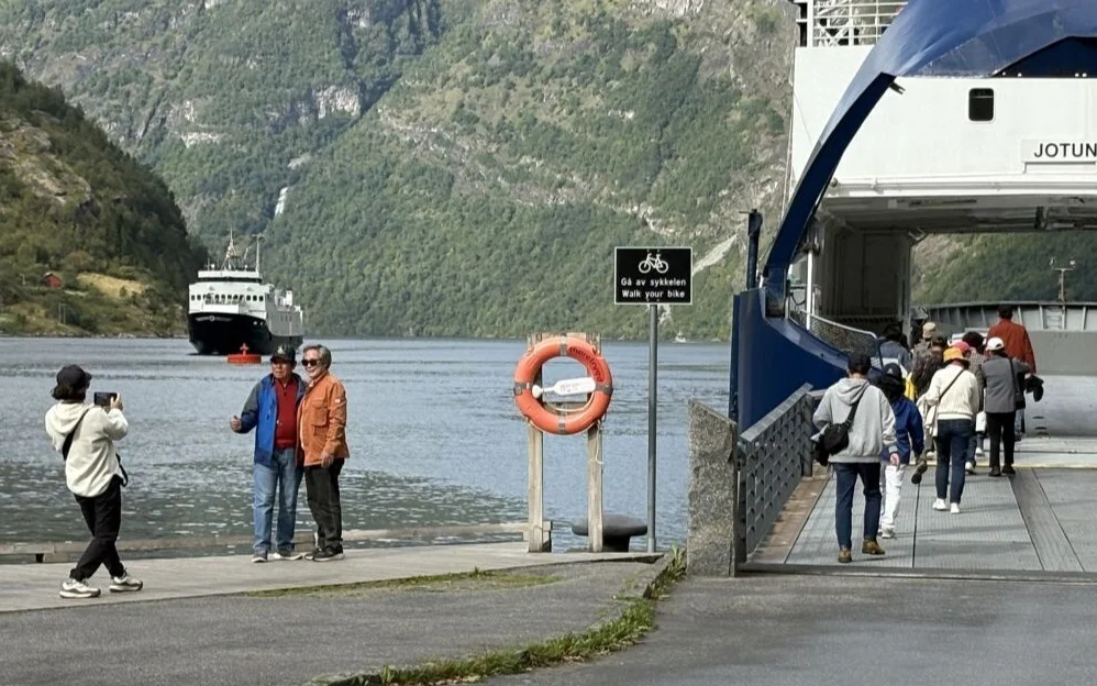 Geiranger vestlandske ferje turister reiseliv foto M Arius