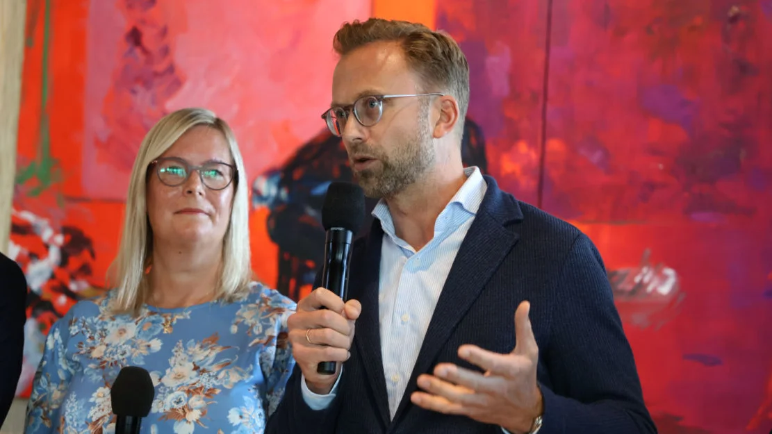 Nicolai Astrup valkampmote i Heroy 2025 foto Ogne Oyehaug