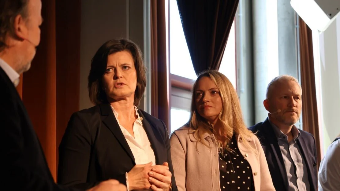 Kariann Sandvik Marthe Outzen Kjetil Clementsen foto ogne