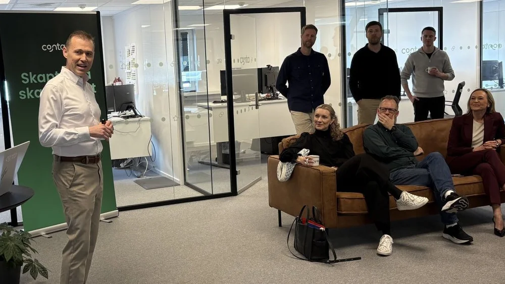 Conta jan tore holen Karianne Oldernes Tung foto Marius