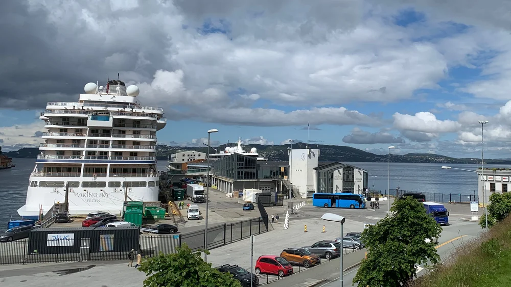 Bergen Havn cruiseskip Foto Paula Zwolenski