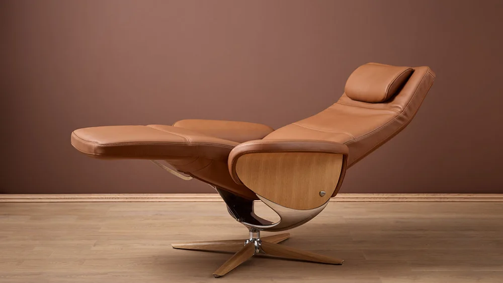Stressless Helsinki Velaro Dark Caramel Oak 1200x720 1
