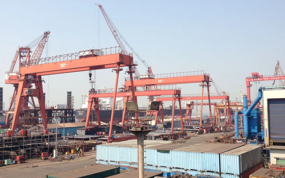 CMHI Shipyard foro Tonytanzh CC BY SA 3 0 via Wikimedia Commons