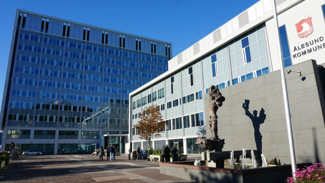 Miljoepolitikk og baerekraft paa lag med naeringslivet