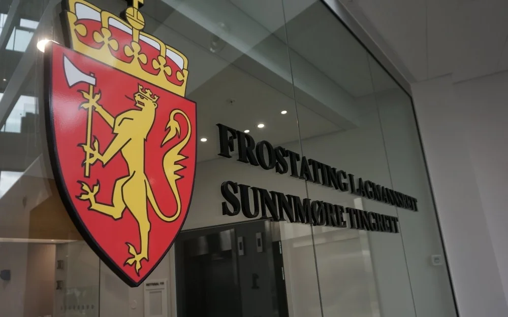 Sunnmøre tingrett foto ogne