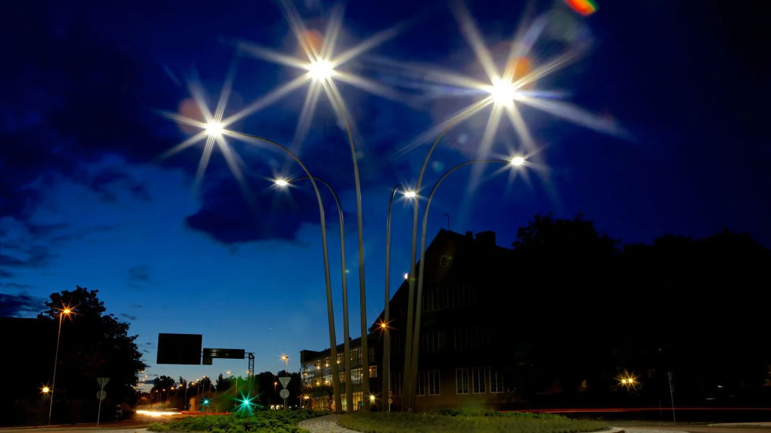 Roundabout korsangen in vasteras sweden 1 foto Saferoad