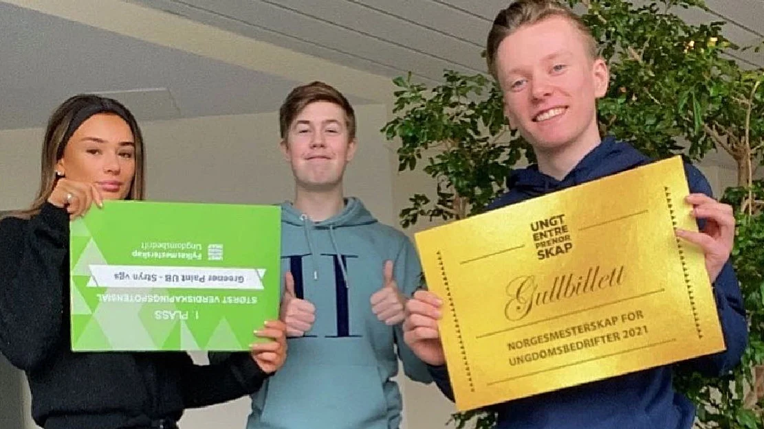 Odina Ullebø Hool Jonas Thaule og Håvard Tonning i Greener Paint på Stryn VGS