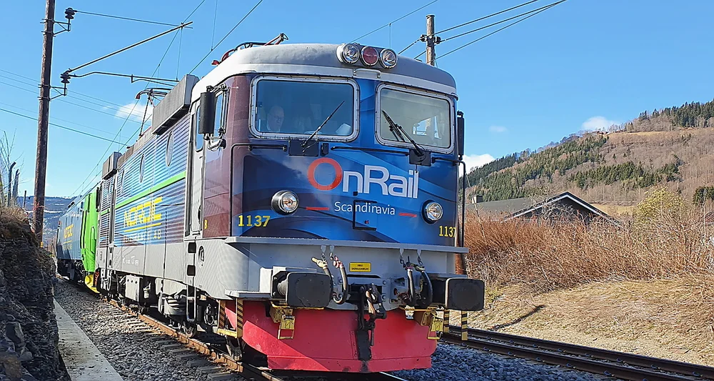 Onrail foto Mona Johanne Samdahl