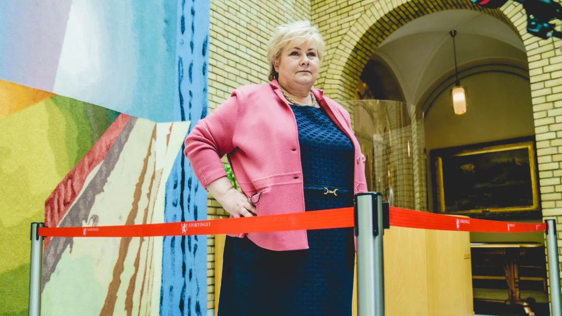 Oslo 20210426 Statsminister Erna Solberg H i Stortinget etter redgjørelsen om Koronakommisjonens rapport og regjeringens videre oppfølging av denne Foto Stian Lysberg Solum NTB