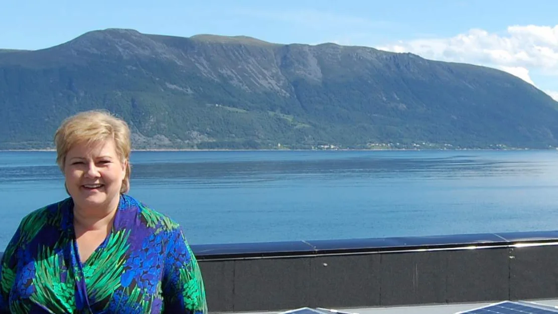 Erna Solberg nært
