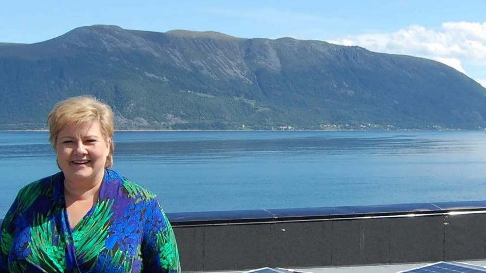 Erna Solberg nært