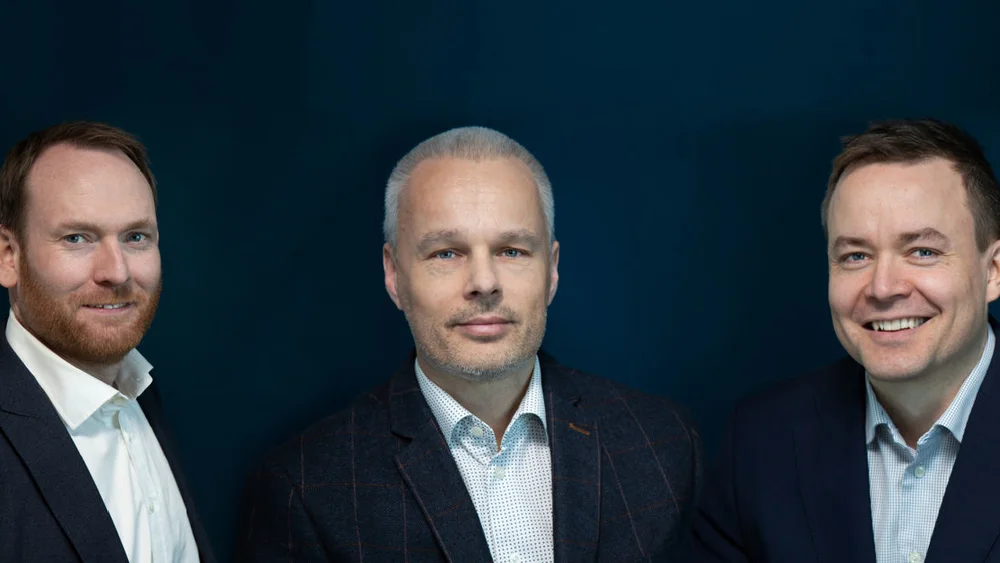 Petter Frøystad teknisk leder i HAV Design Gisle Vinjevoll Thrane salgsansvarlig HAV Design og Kristian Steinsvik Fo U leder i HAV Design Foto Siv Elin Nærø