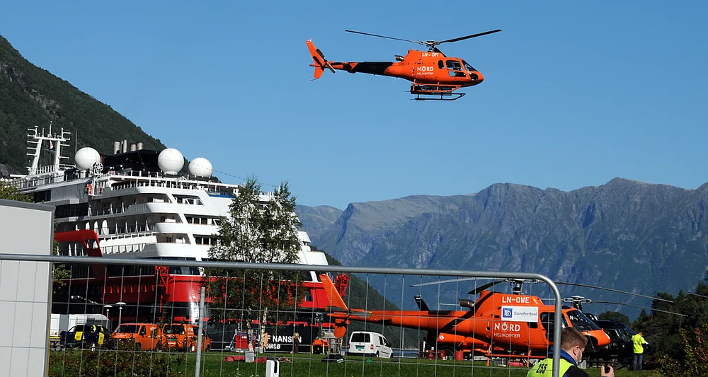 Nord helikopter hellesylt foto marius 22