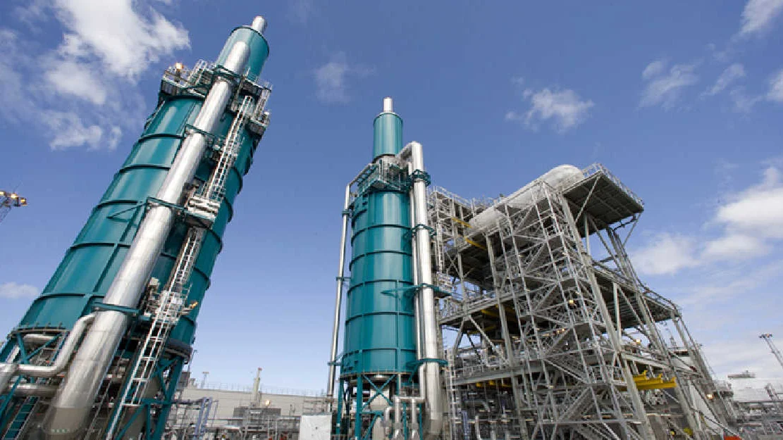 Hot oil tanks at Nyhamna 7092942913 1