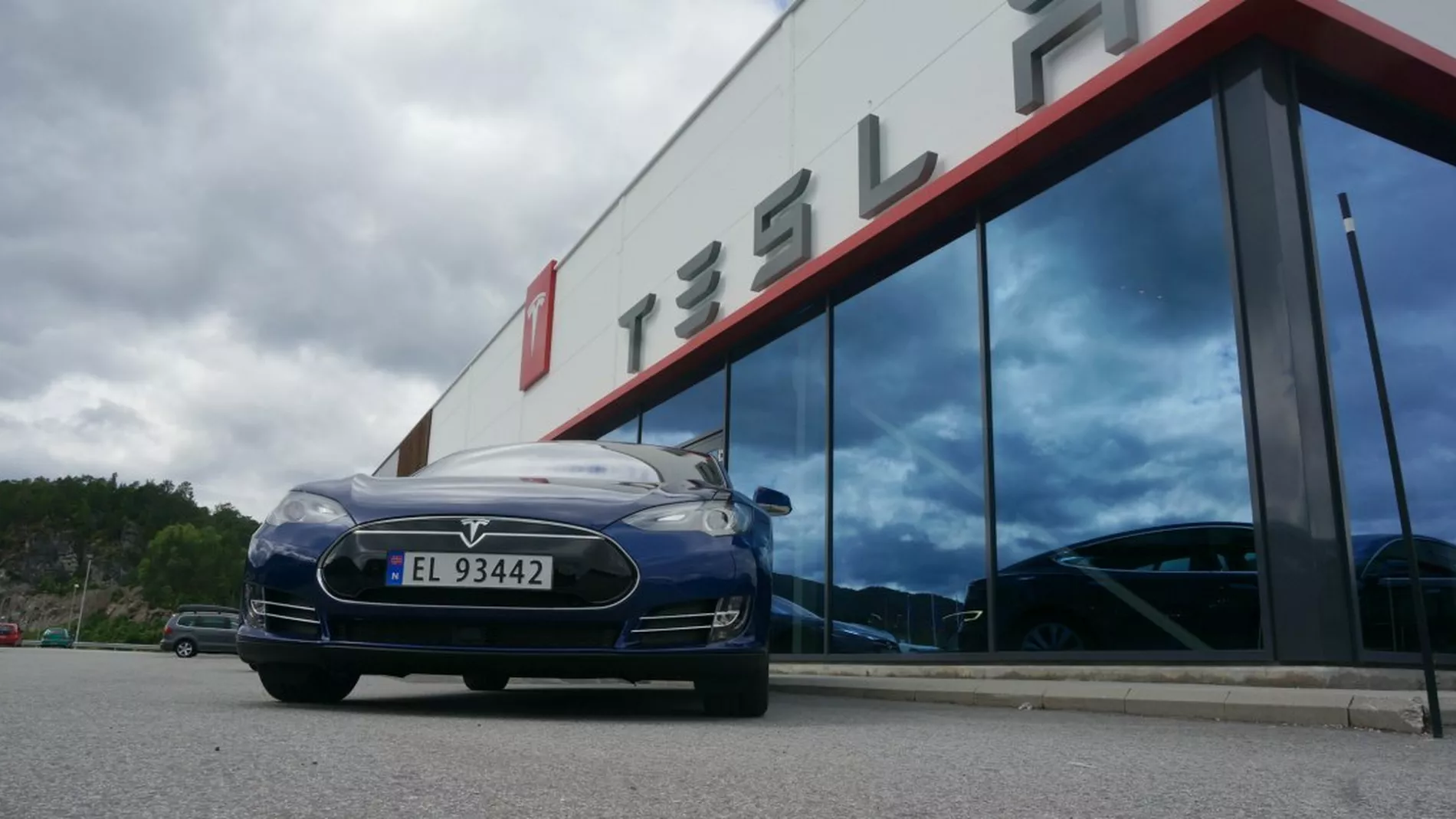 Tesla på Digerneset foto Ogne