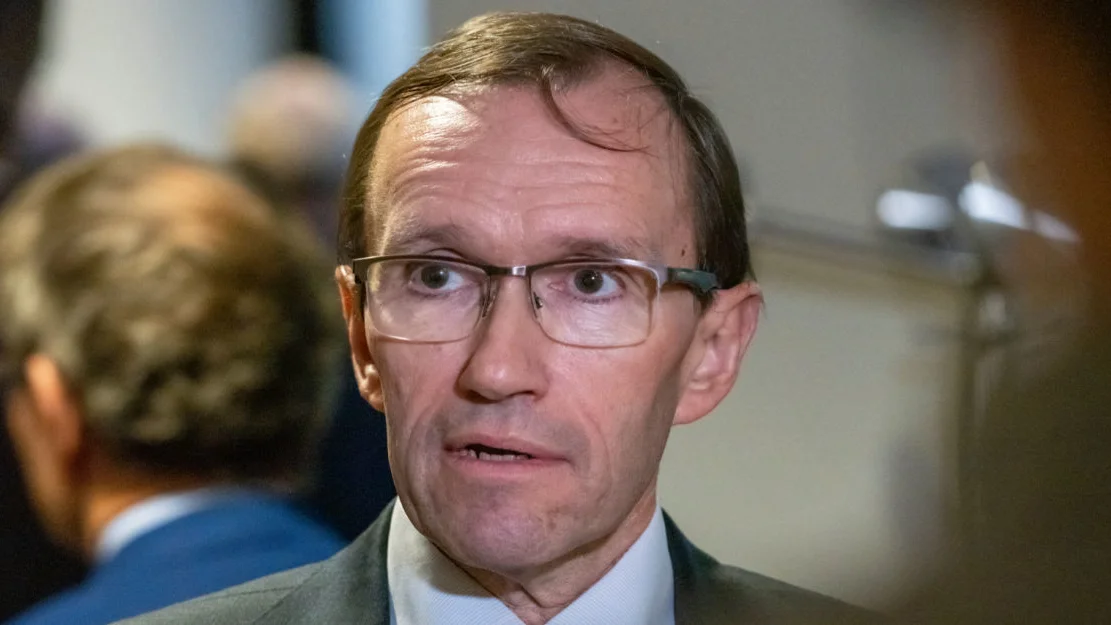 NTB f OF Ou3yv Le Y IKKJE BRUK