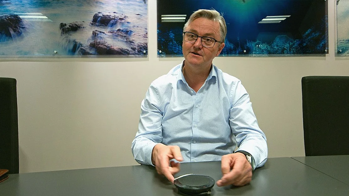 Slaar saman tre Entec selskap