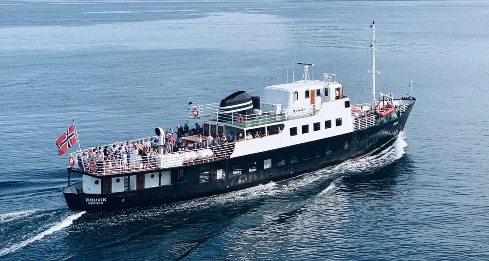 Bruvik foto Cruise Services