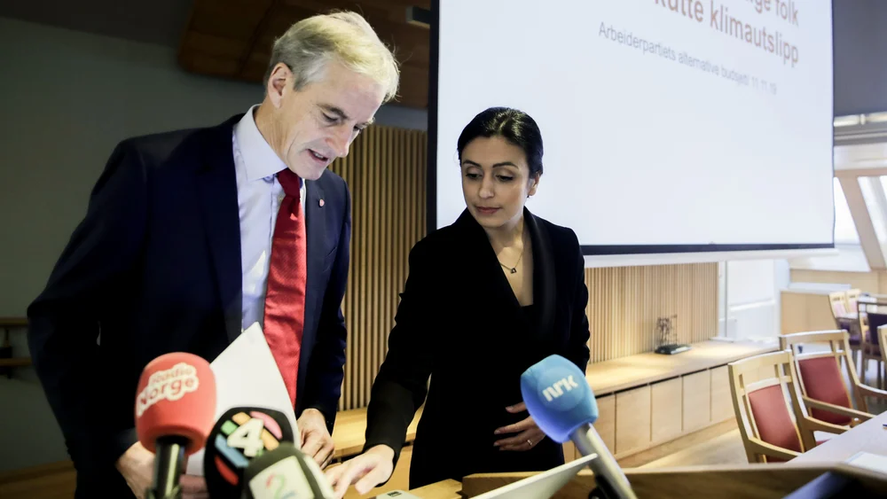 Støre Tajik Foto Vidar Ruud