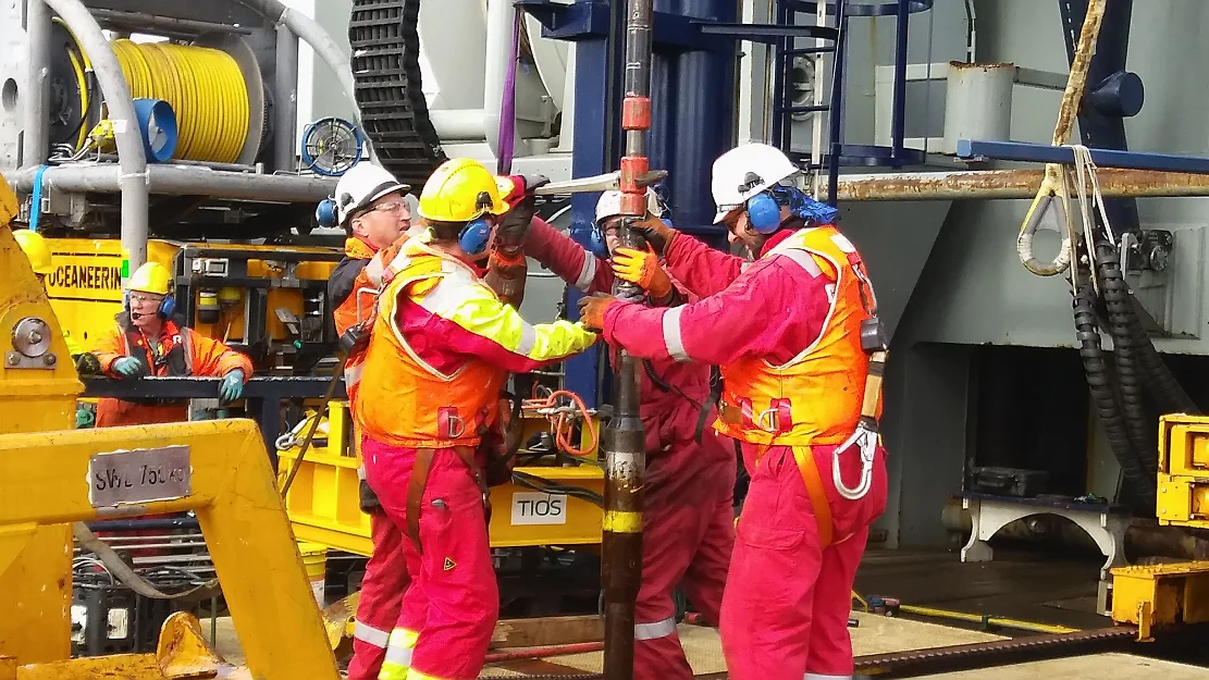 Tilbake fraa pionertokt etter verdifulle mineral