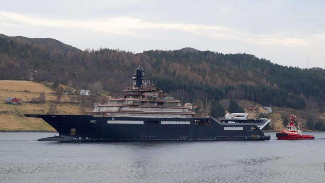 Hevdar Roekke skipet maa byggast om