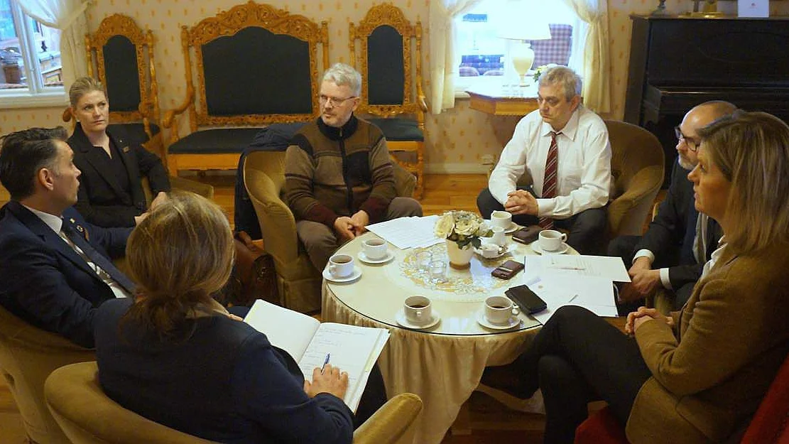 Geiranger hotell bur seg paa toeff haust