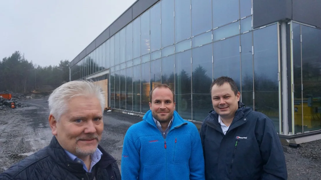 Bilforhandlere blir samboere