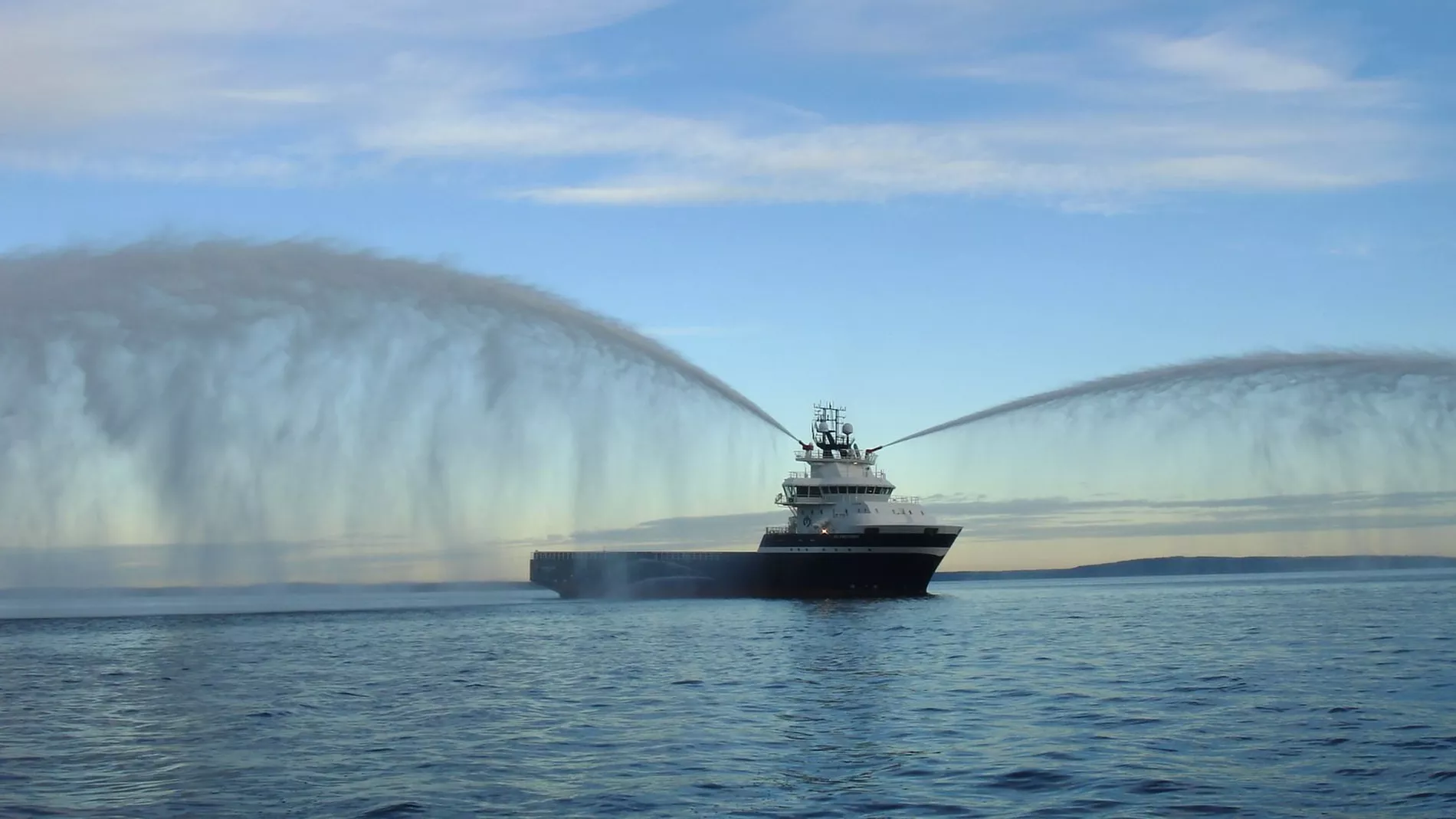 Lundin avtalar for Island Offshore