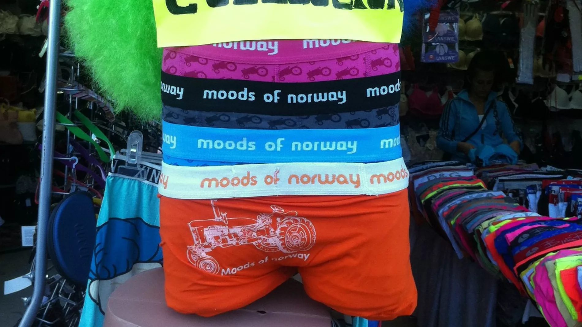 Moods foerer intens kamp mot kopiar