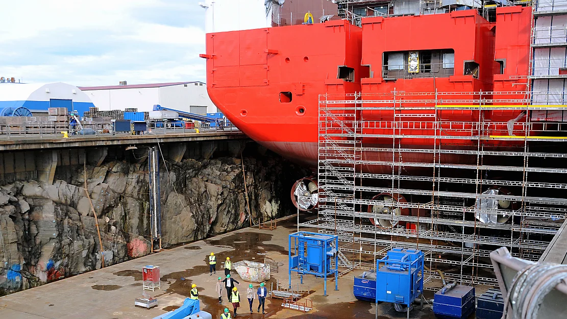 Ulstein verft dokkhall oktober 2020 foto marius 11