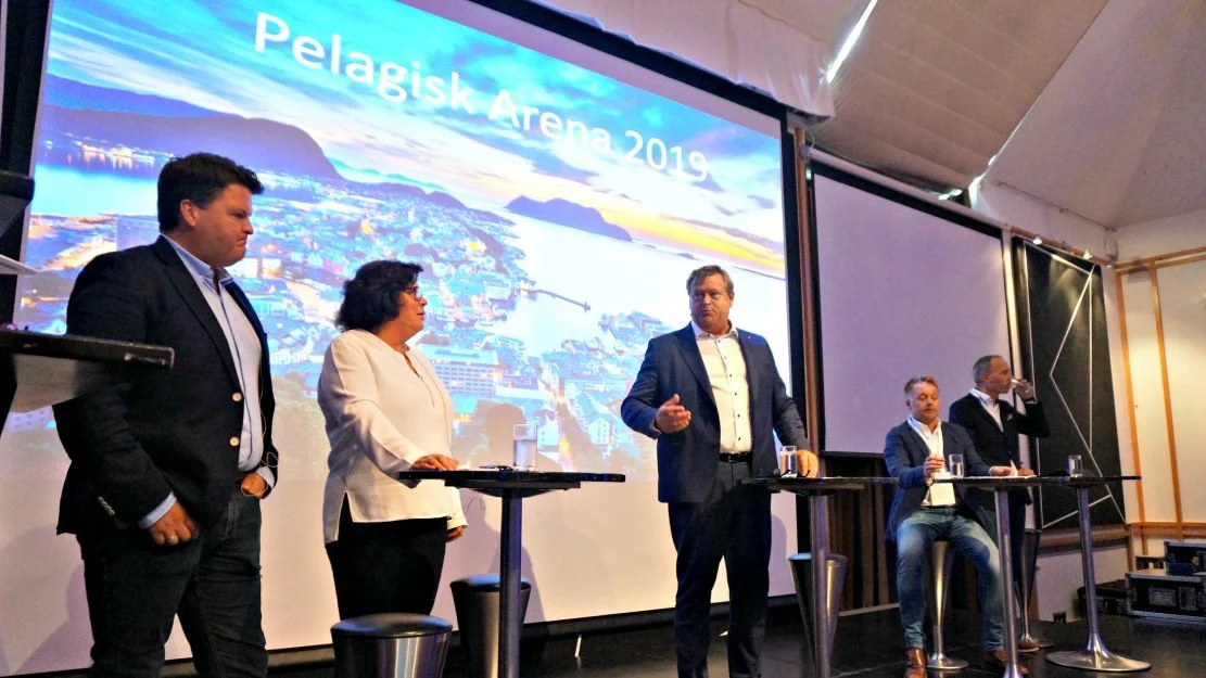 Petter Geir Smådal Solveig Strand Harald Tom Nesvik Geir Peder Sperre Egil Magne Haugstad Pelagisk Arena foto Ogne