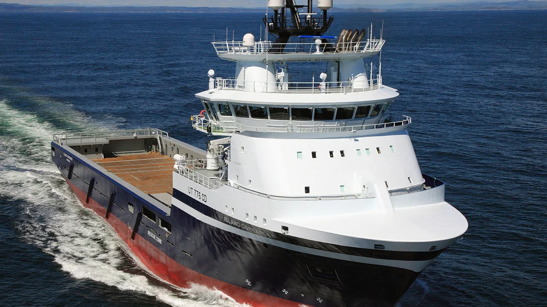 Island commander foto island offshore