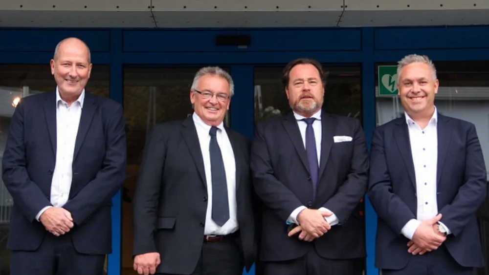 Yacht kleven Rune Gamlem Peter Thompson Russel Crump Hans Jørgen Fedog foto green yard kleven 11