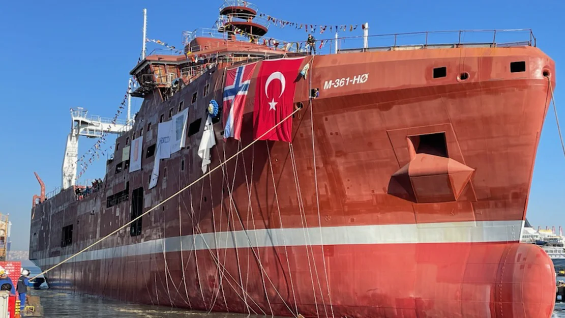 Krillskip rimfrost sjøsetting foto 11