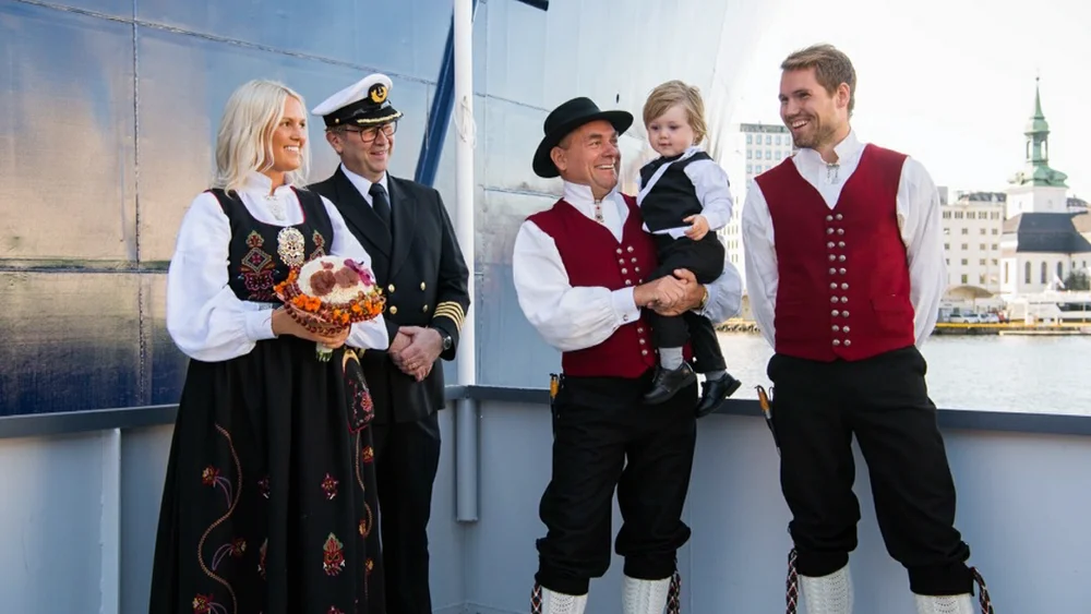 Sølvtrans skipsdåp robin roger halsebakk foto sølvtrans 11