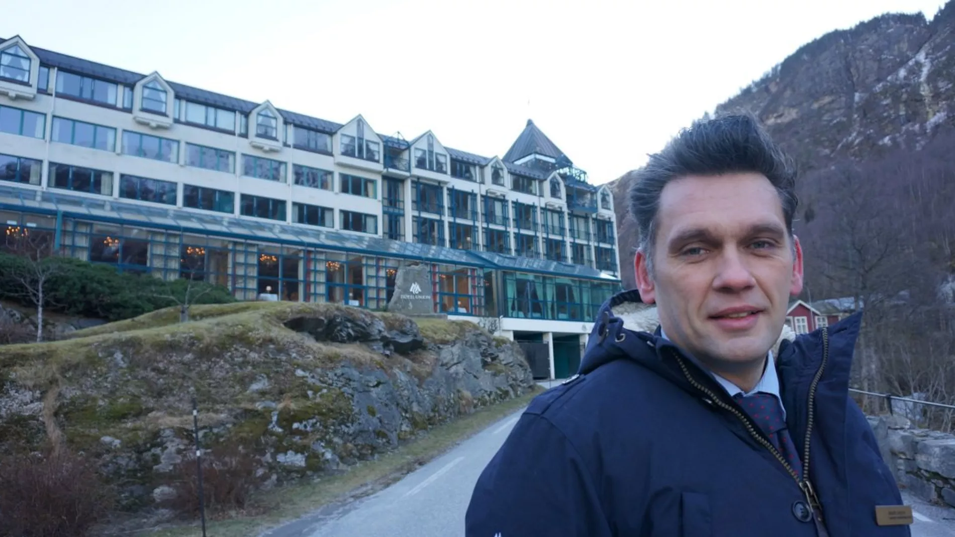 Kronejubel i Geiranger