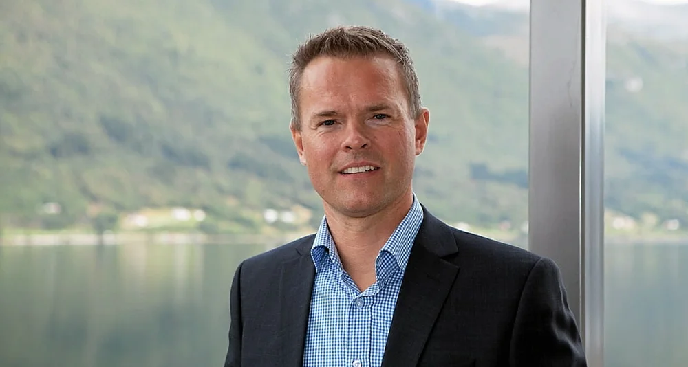 Øystein søraas foto kraftmontasje 11 jpeg