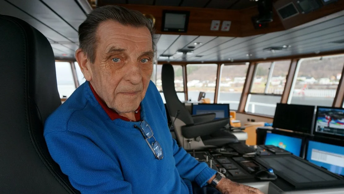 Eldste skipper paa yngste baat