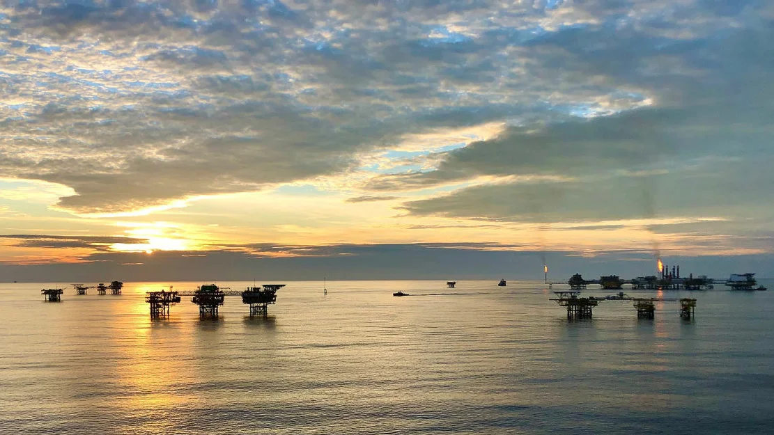 Champion Oil Field Wikimedia Commons Delta Squad833