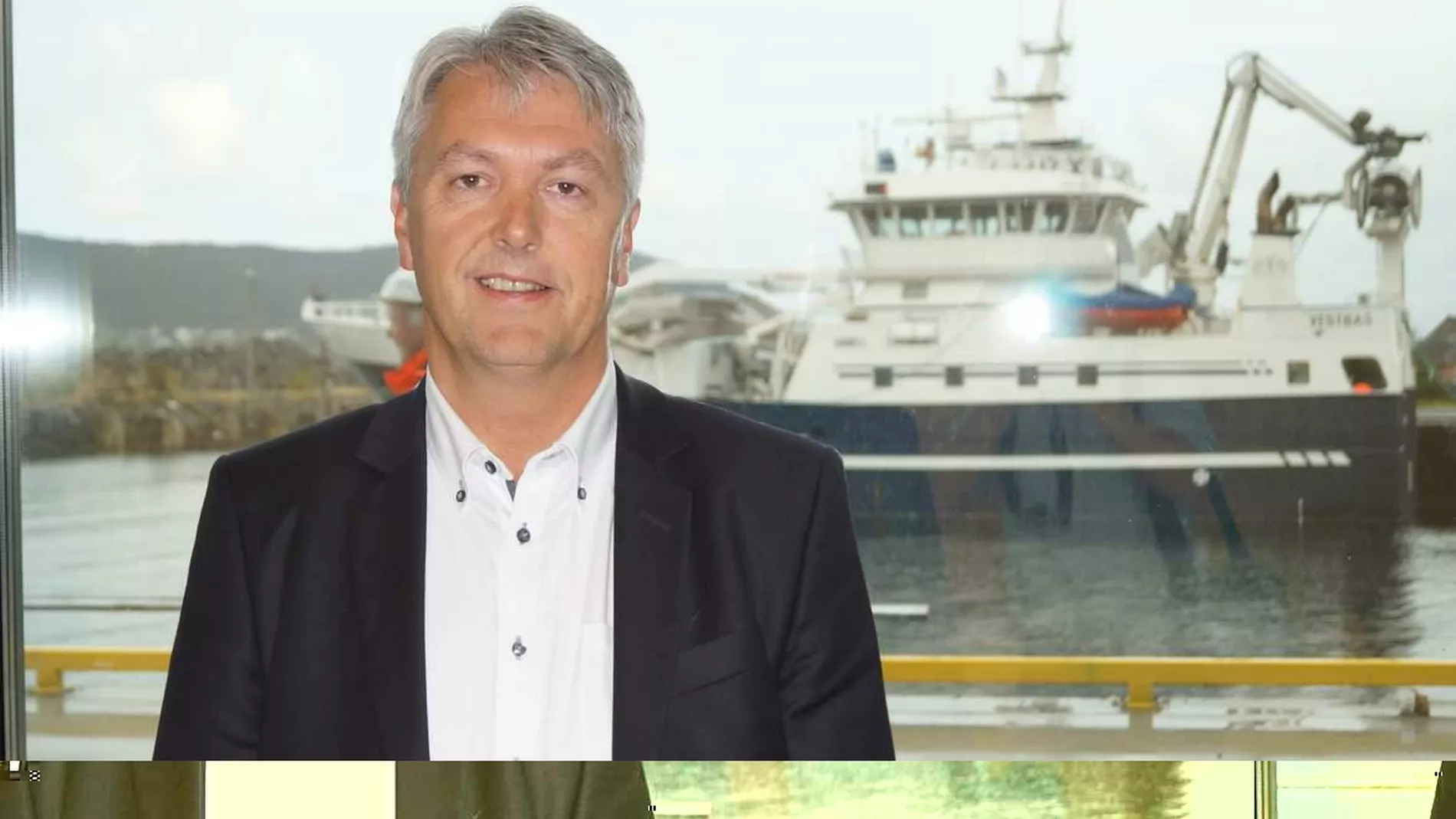 Flere rederi vil redde flyktninger