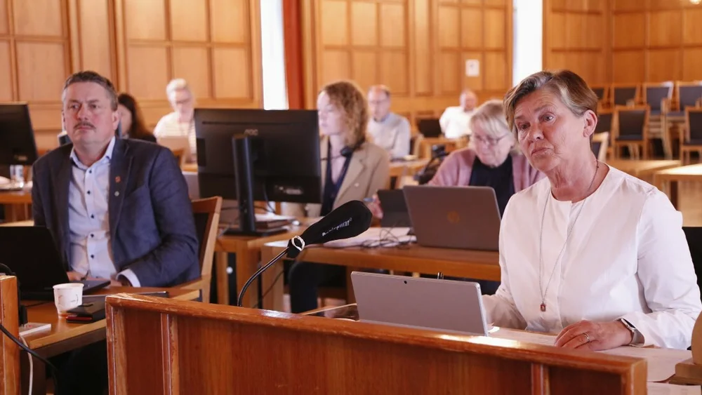 Eva vinje aurdal vebjørn krogsæter bystyresalen foto ålesund kommune 11