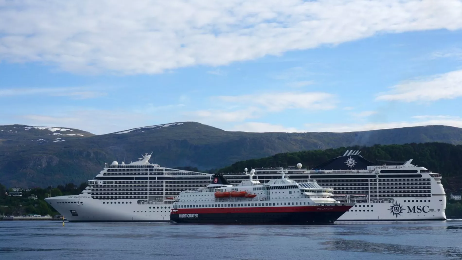 Faerre cruise anloep i sommer