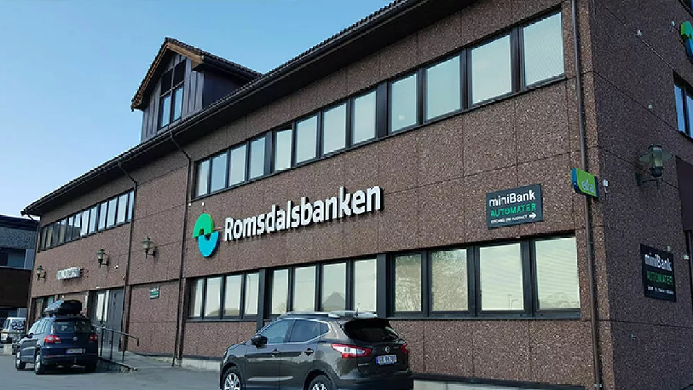 Romsdalsbanken foto Romsdalsbanken
