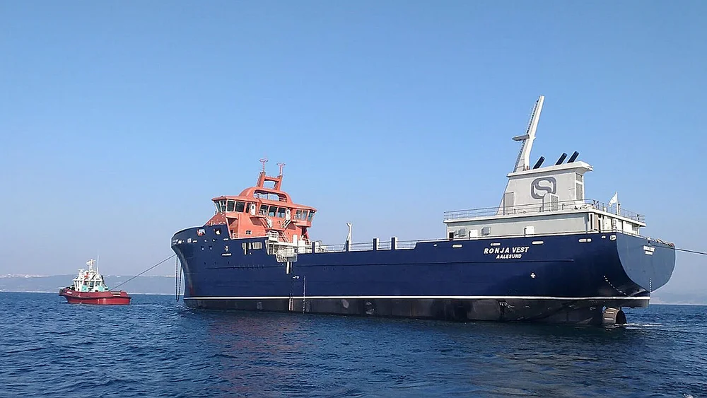 Ronja vest sølvtrans brønnbåt skrog foto myklebust verft 11